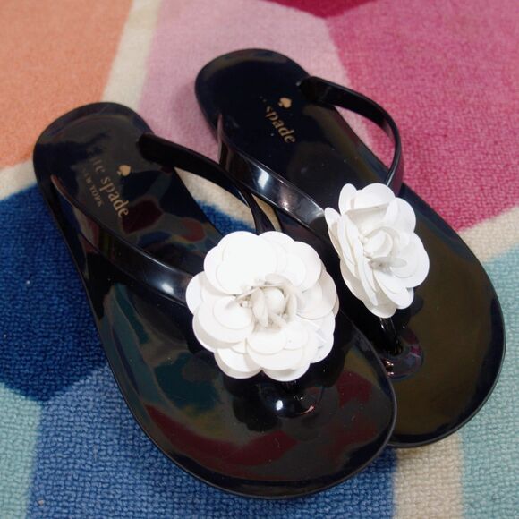 Kate Spade New York | 5 | Fiorina Jelly Flip Flops Flat Sandal Flower Accent - Picture 1 of 6